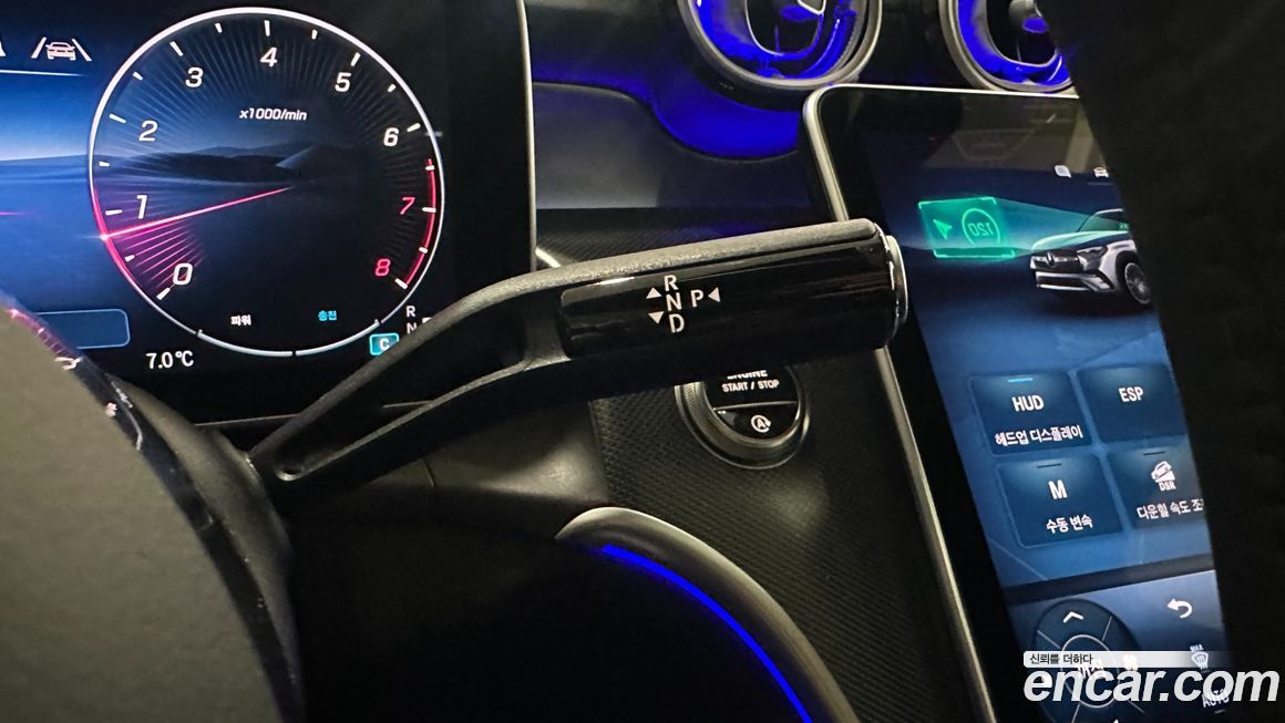 Mercedes-Benz GLC-Class 2025