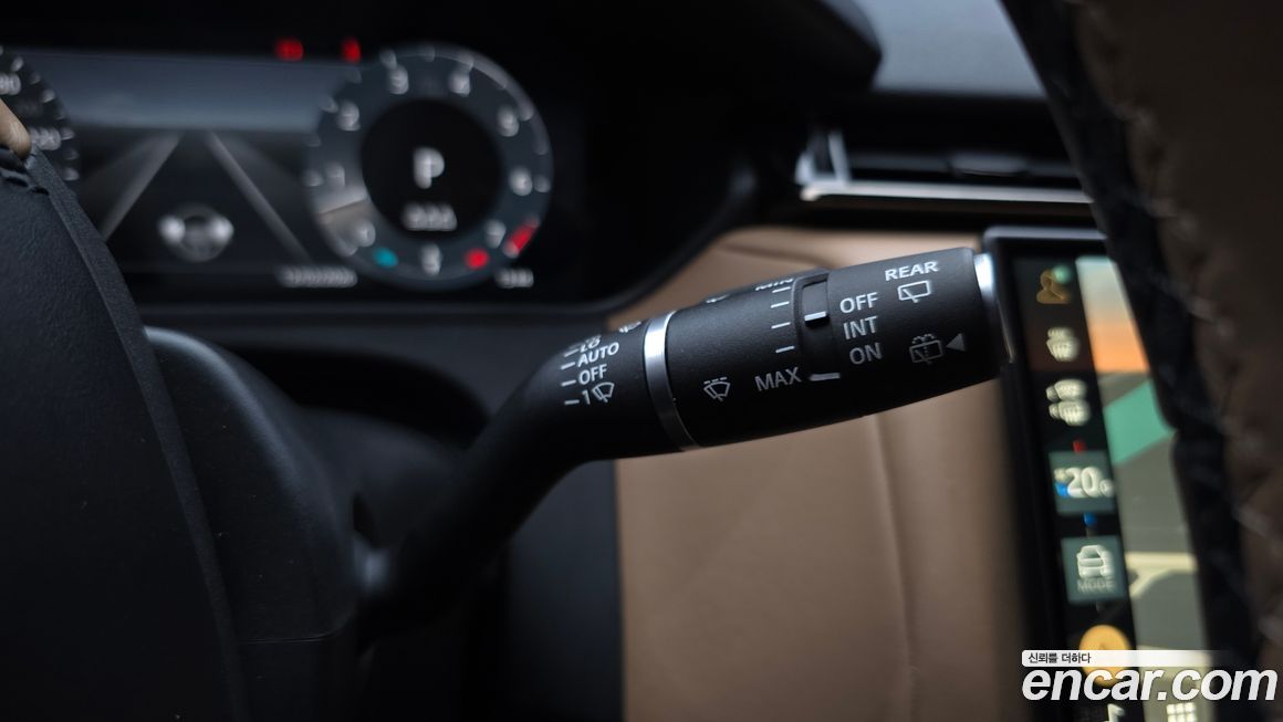 Land Rover Range Rover Velar 2024