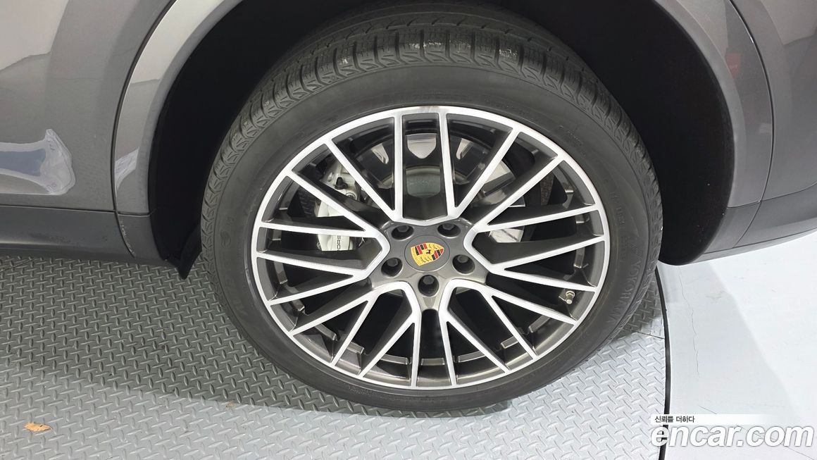 Porsche Cayenne 2020