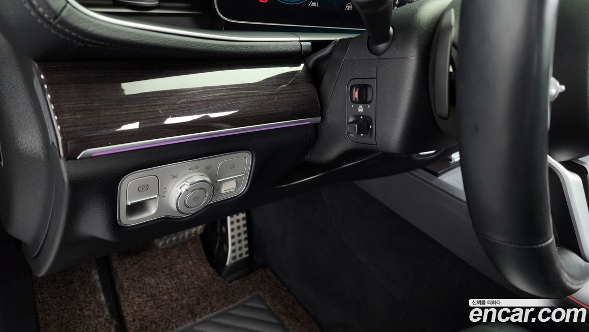 Mercedes-Benz GLE-Class 2020