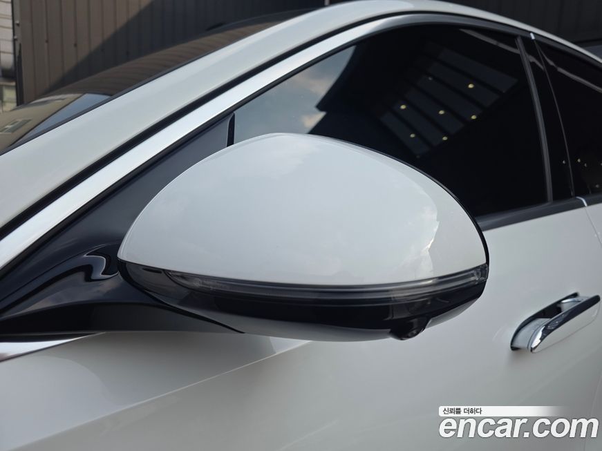 Mercedes-Benz E-Class 2026