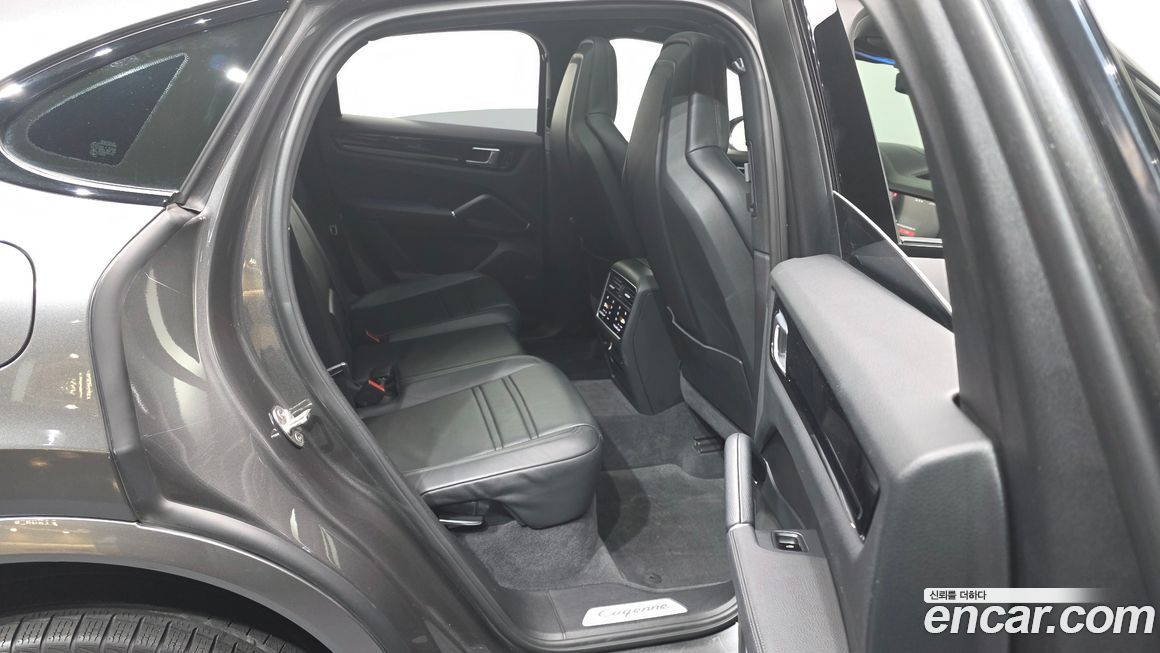 Porsche Cayenne 2020