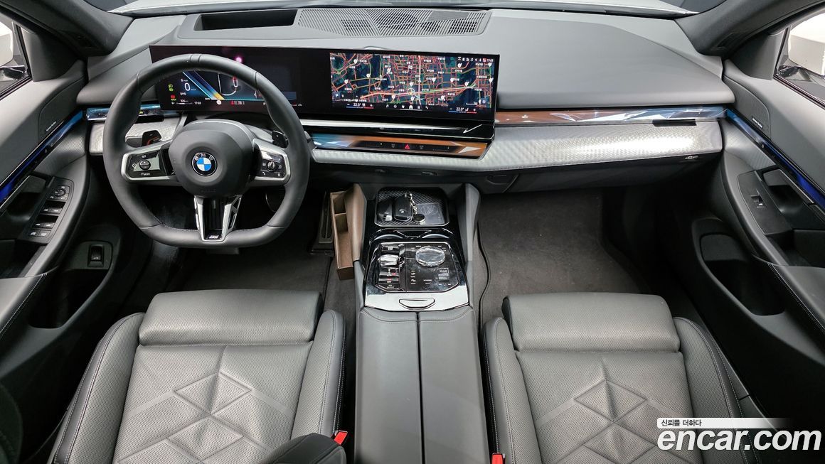 BMW 5-Series 2025