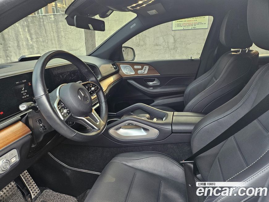 Mercedes-Benz GLE-Class 2021