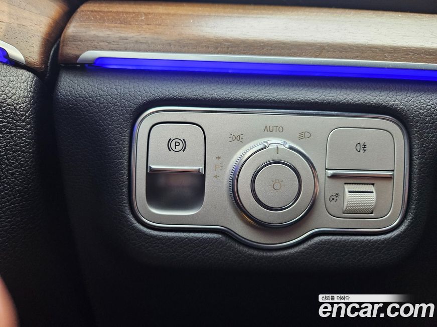 Mercedes-Benz GLE-Class 2021