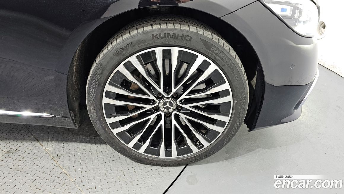 Mercedes-Benz S-Class 2022