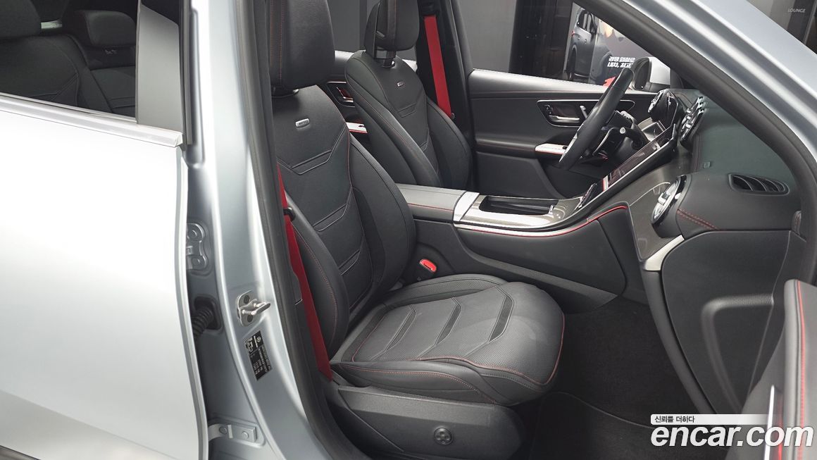 Mercedes-Benz GLC-Class 2025