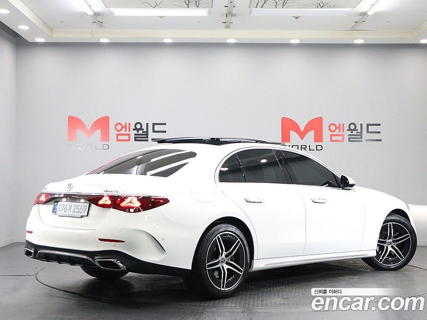 Mercedes-Benz E-Class 2025