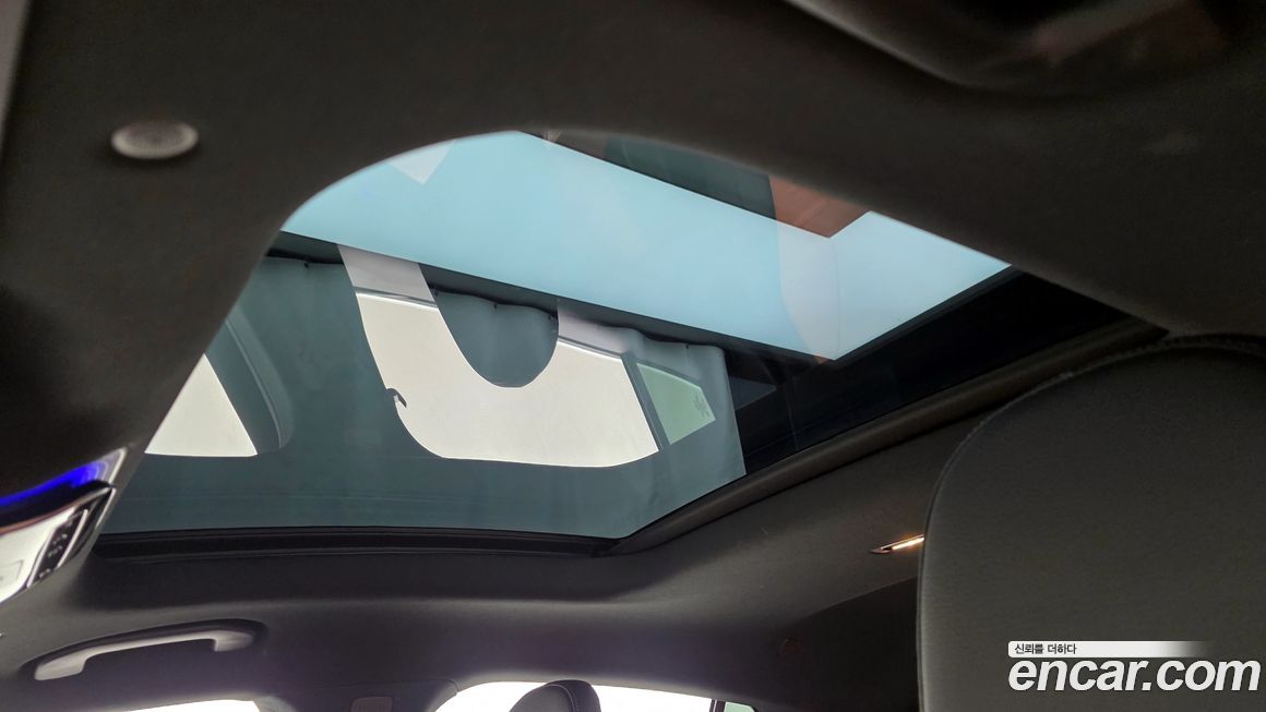 Mercedes-Benz GLC-Class 2024