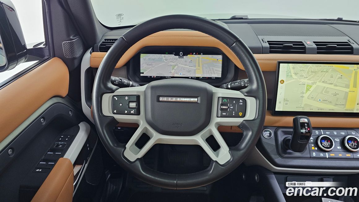 Land Rover Defender 2023