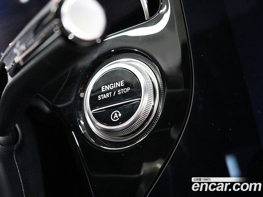 Mercedes-Benz E-Class 2025