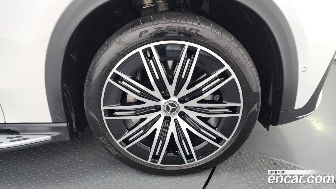 Mercedes-Benz EQE 2023