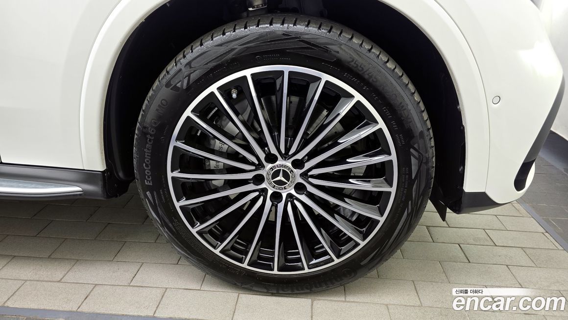 Mercedes-Benz GLC-Class 2024