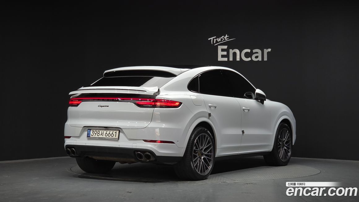 Porsche Cayenne 2021