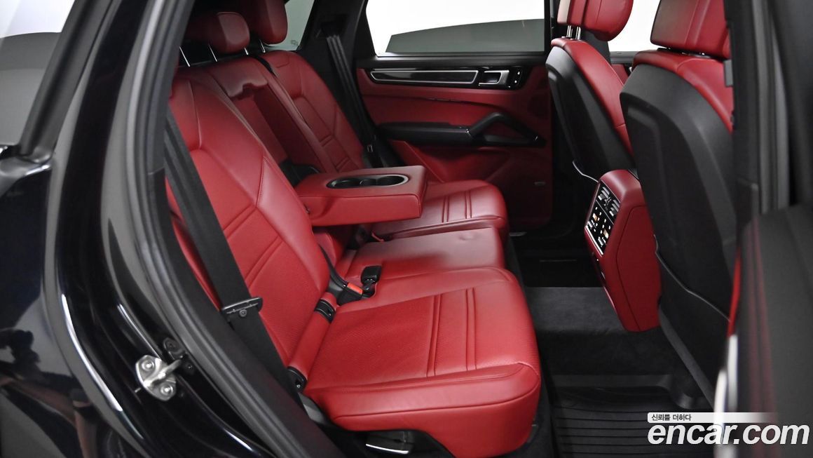 Porsche Cayenne 2020