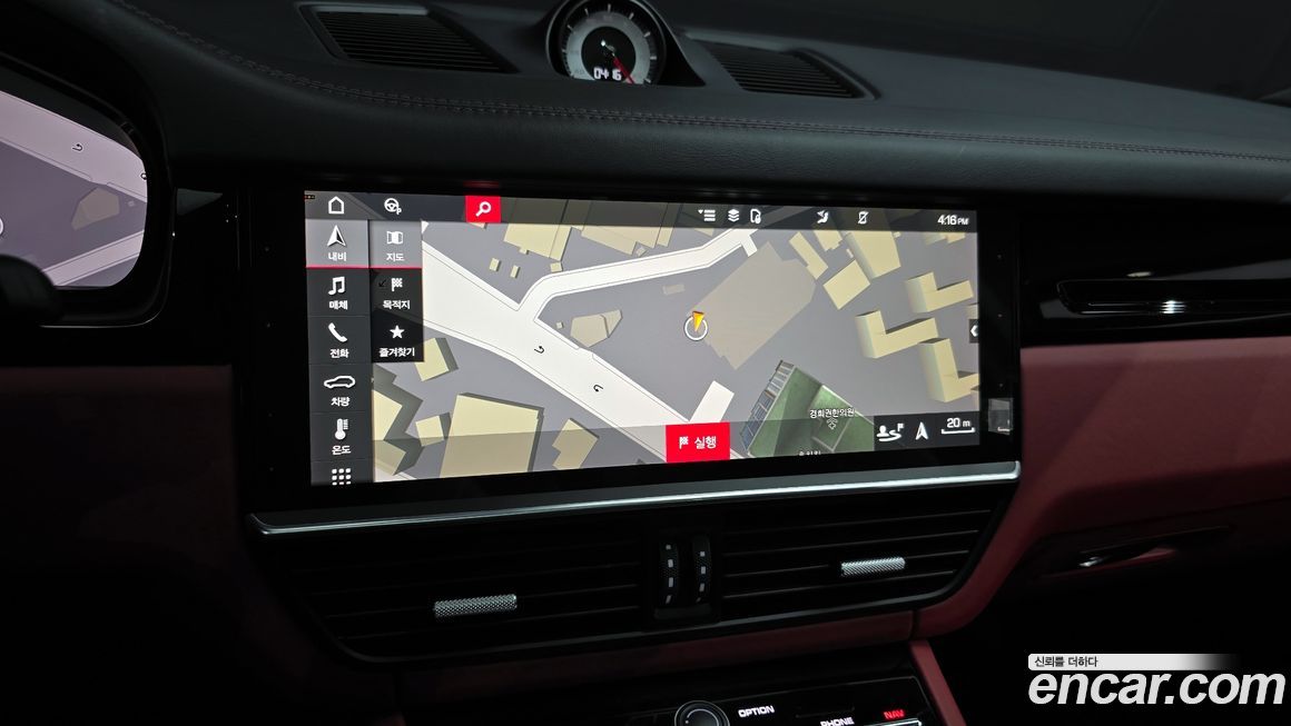 Porsche Cayenne 2021