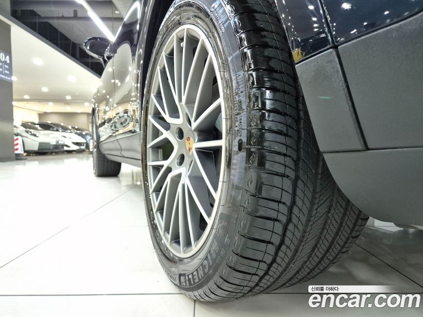 Porsche Cayenne 2023