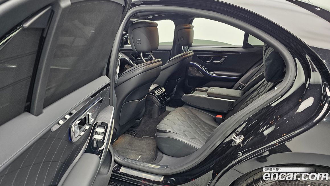 Mercedes-Benz S-Class 2023