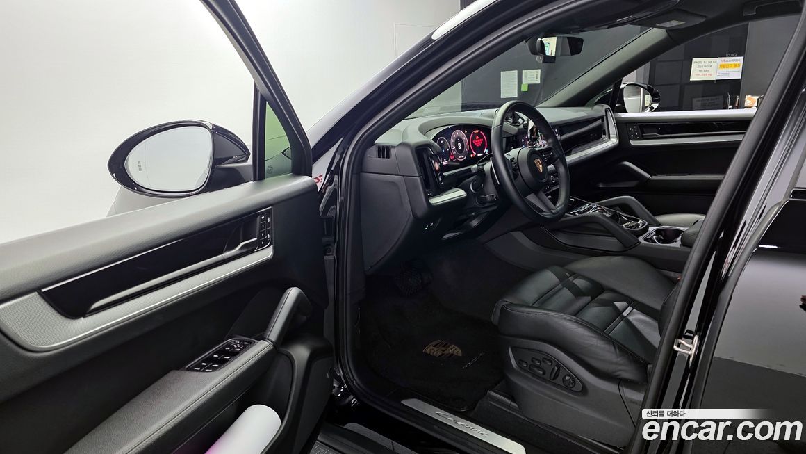 Porsche Cayenne 2024