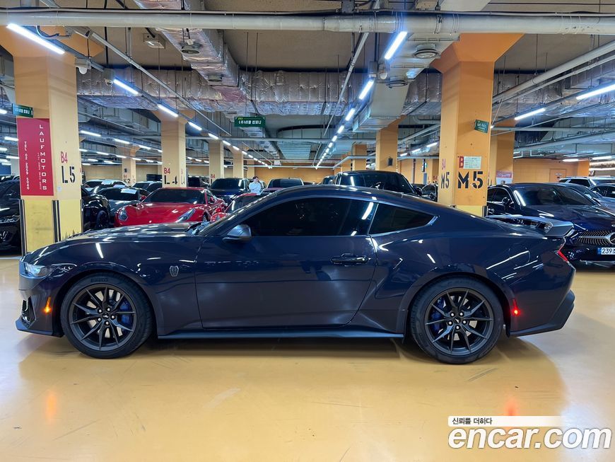 Ford Mustang 2024