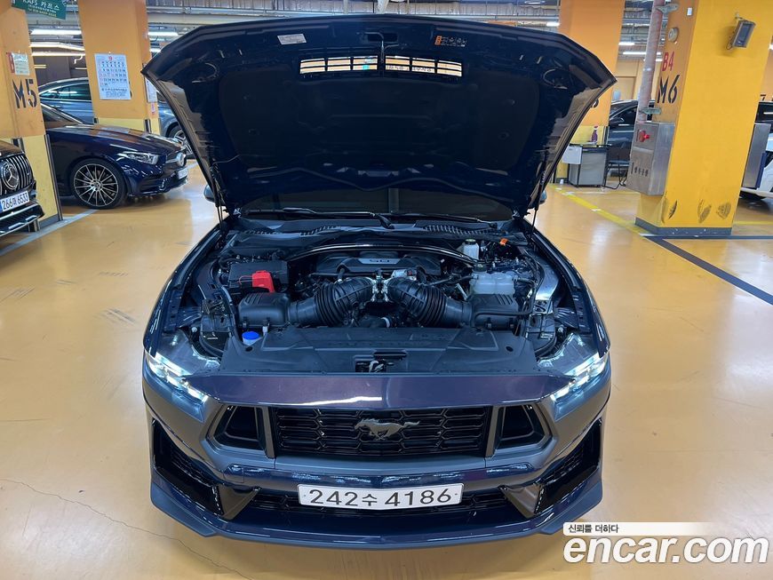 Ford Mustang 2024