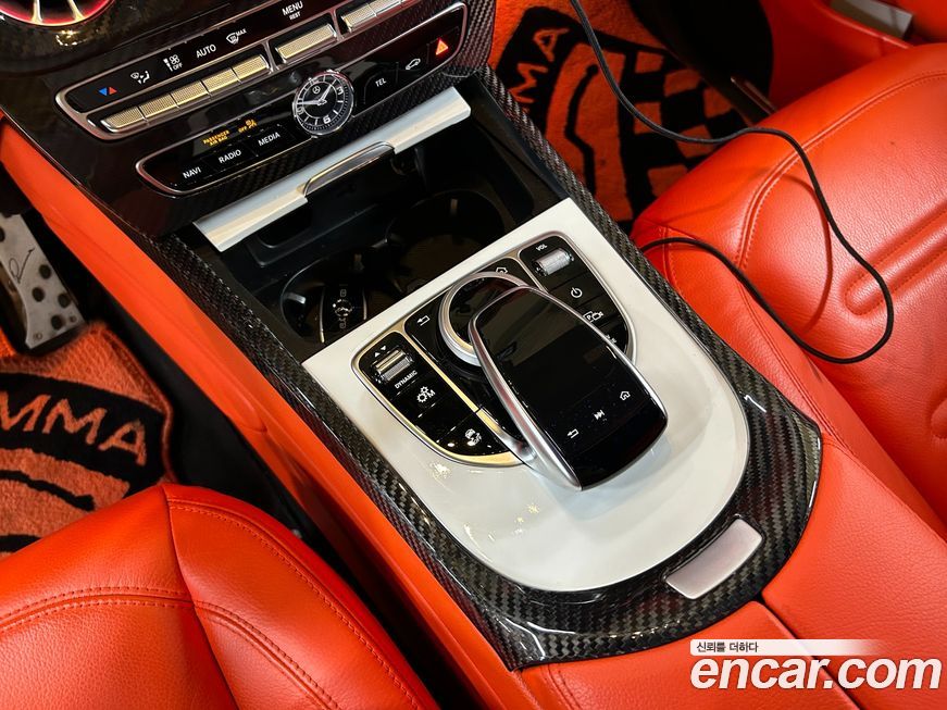 Mercedes-Benz G-Class 2019