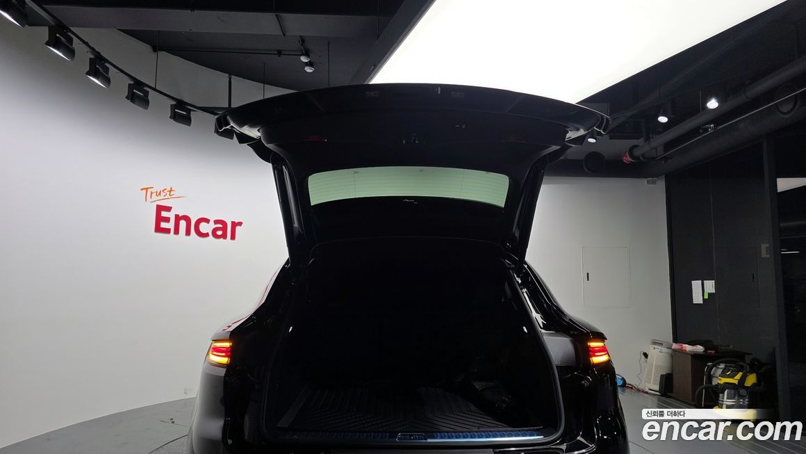 Porsche Cayenne 2024