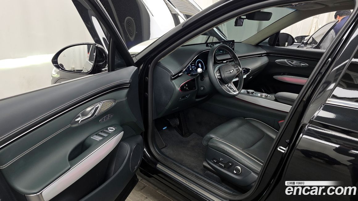 Genesis GV70 2024