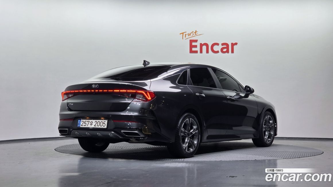 Kia K5 2021