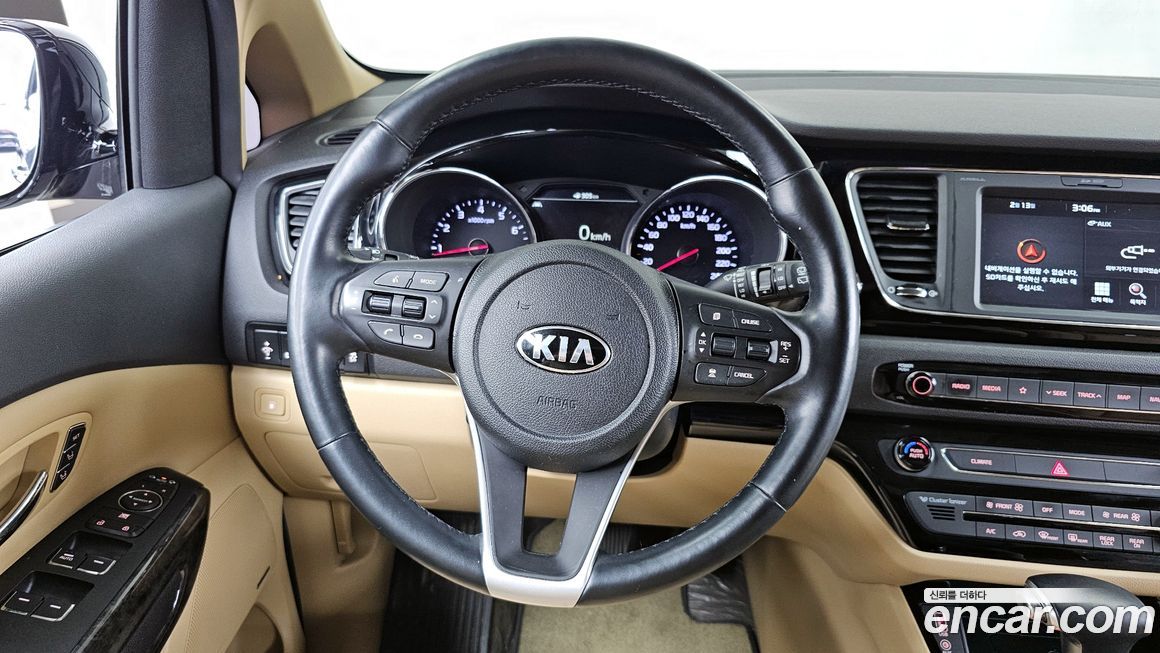Kia Canival 2019