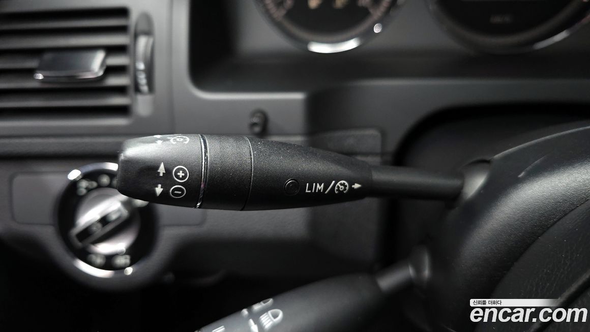 Mercedes-Benz C-Class 2010