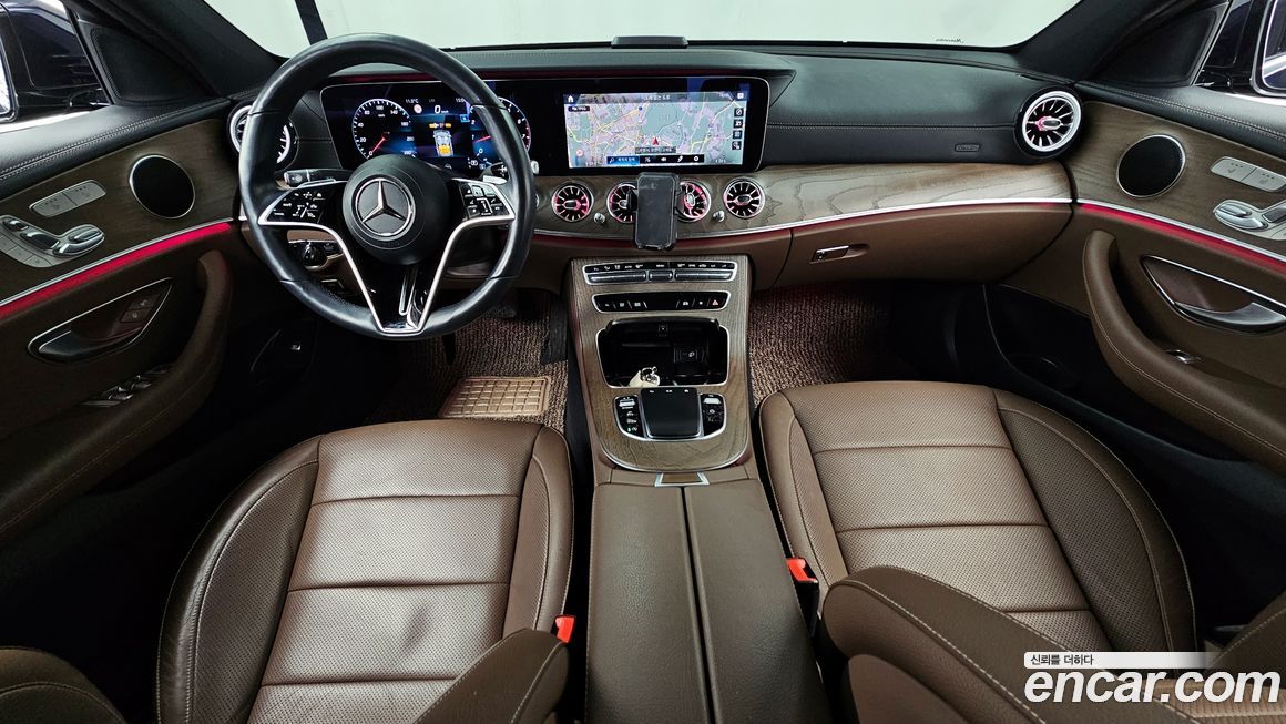 Mercedes-Benz E-Class 2021