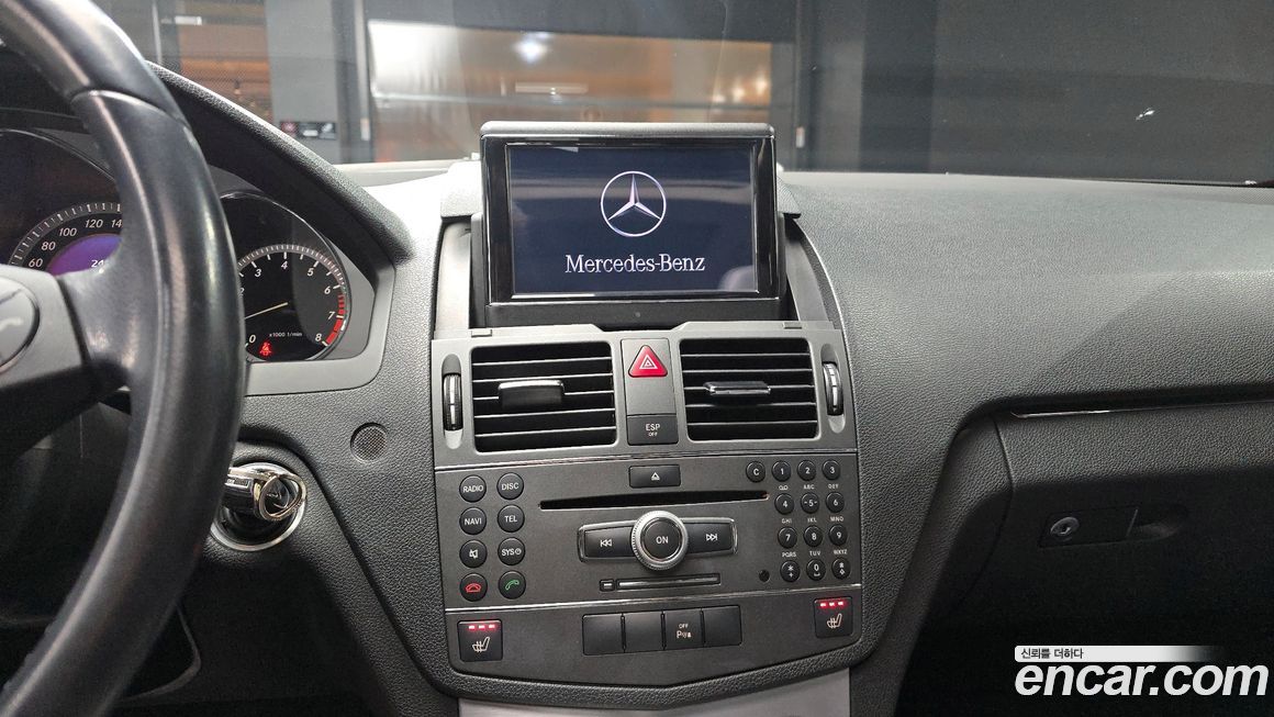 Mercedes-Benz C-Class 2010