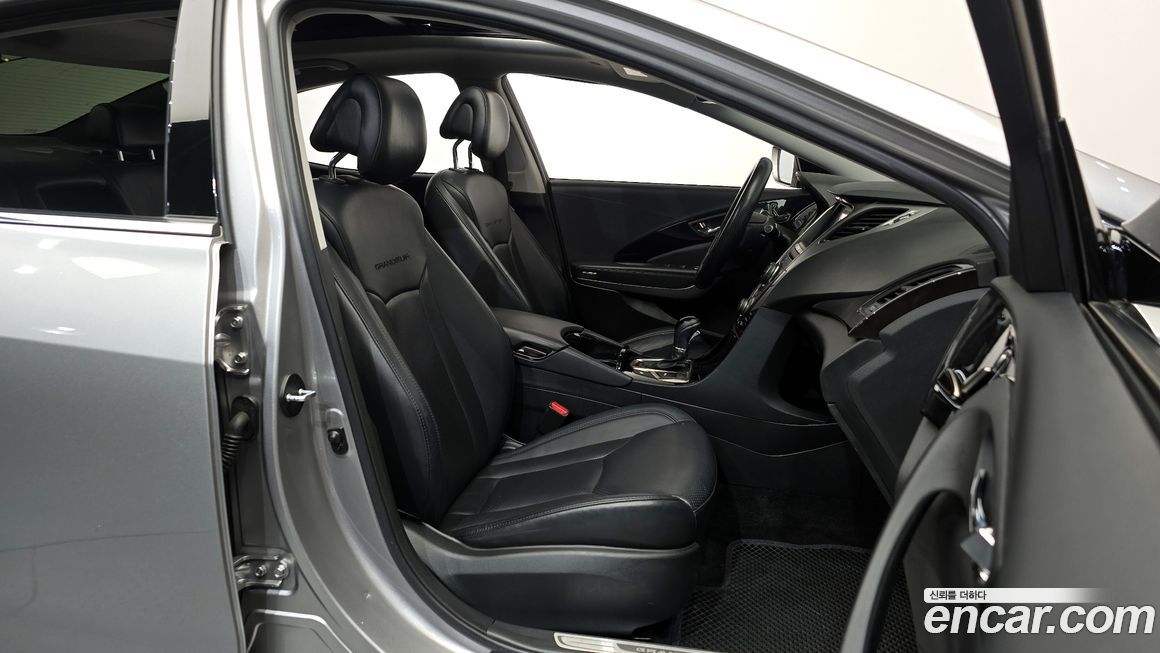 Hyundai Grandeur 2012