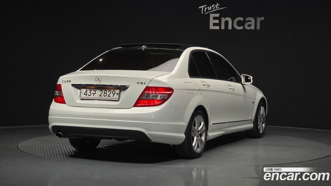 Mercedes-Benz C-Class 2010