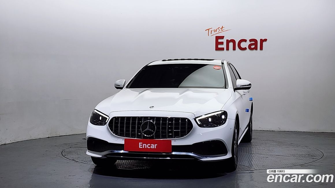 Mercedes-Benz E-Class 2021