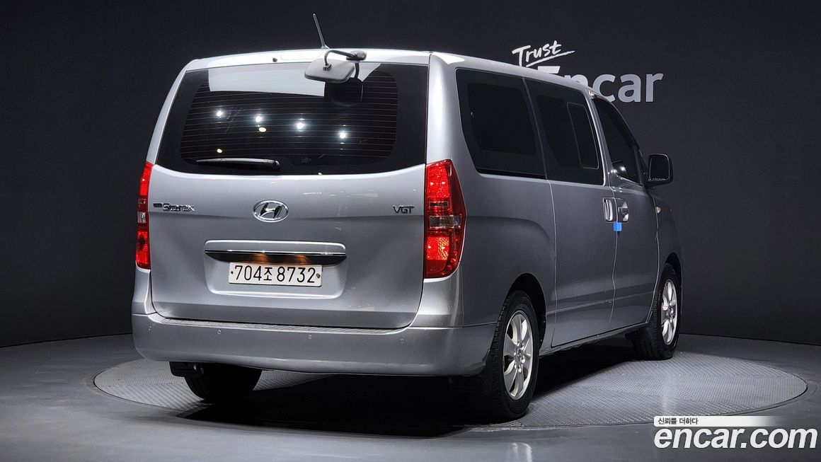 Hyundai Starex 2019