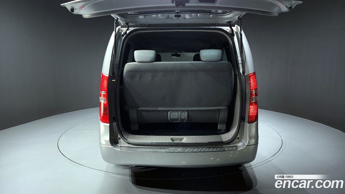 Hyundai Starex 2019