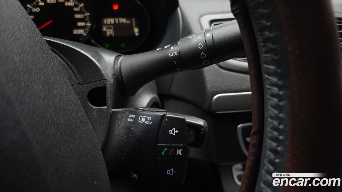 Renault-KoreaSamsung SM3 2010