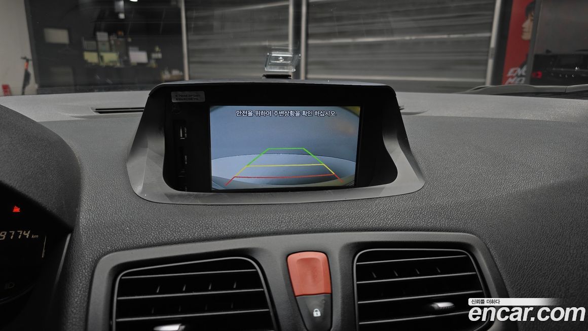 Renault-KoreaSamsung SM3 2010