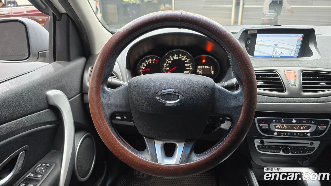 Renault-KoreaSamsung SM3 2010