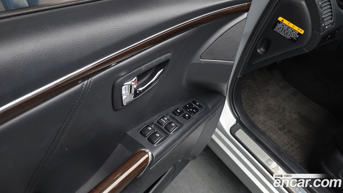 Hyundai Grandeur 2010