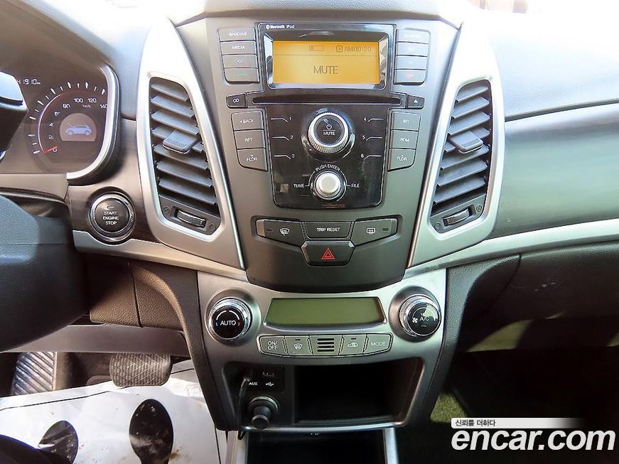 KG_Mobility_Ssangyong KORANDO 2014