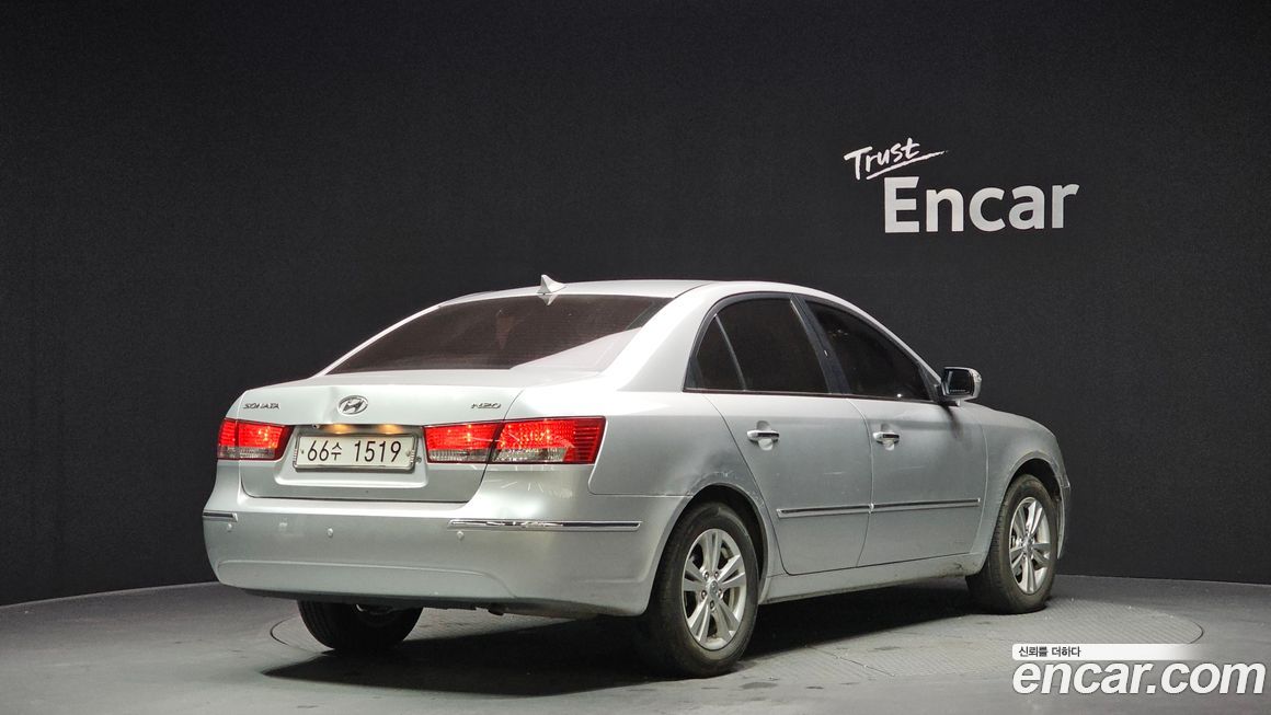 Hyundai Sonata 2009