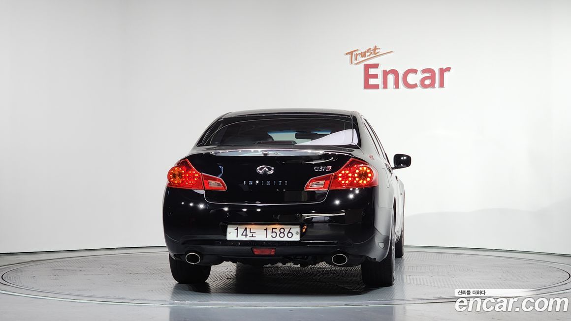 Infiniti G 2009