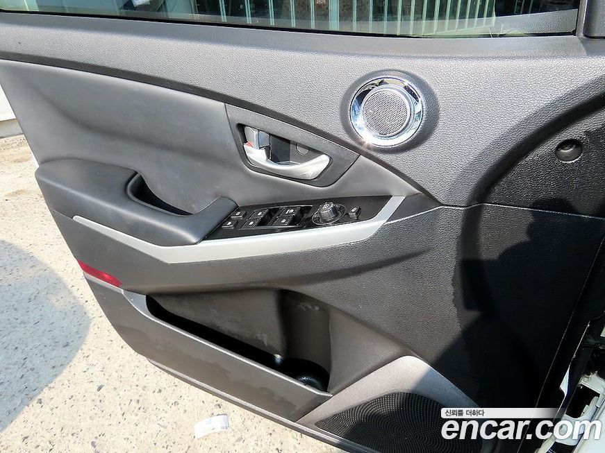 KG_Mobility_Ssangyong KORANDO 2014