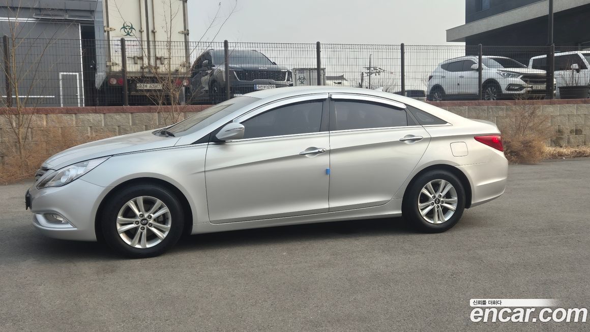 Hyundai Sonata 2012