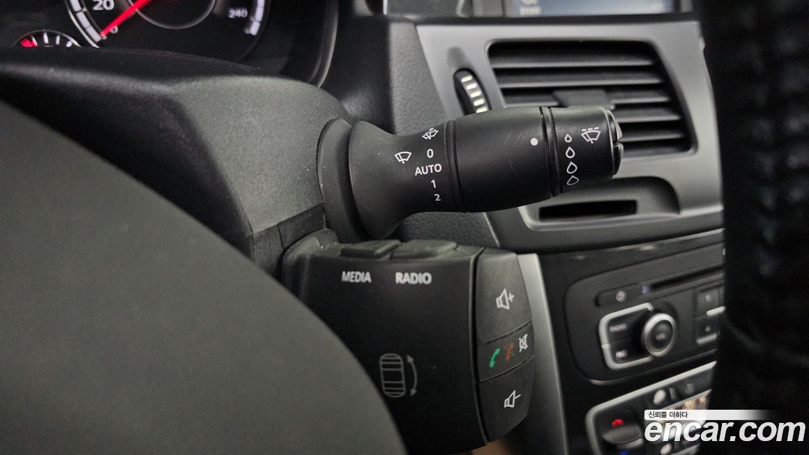 Renault-KoreaSamsung SM5  2016