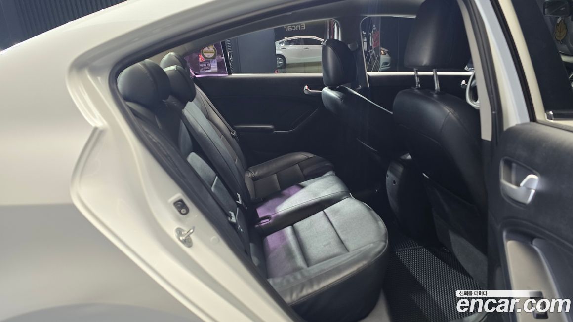 Kia K3 2015