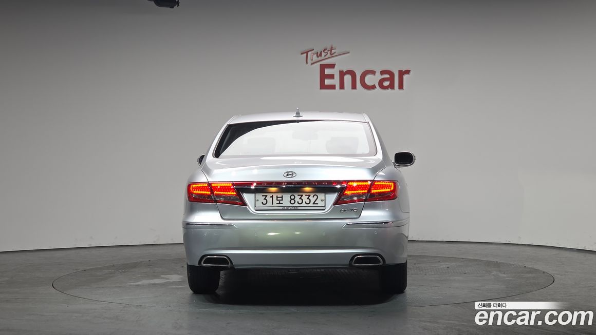 Hyundai Grandeur 2010